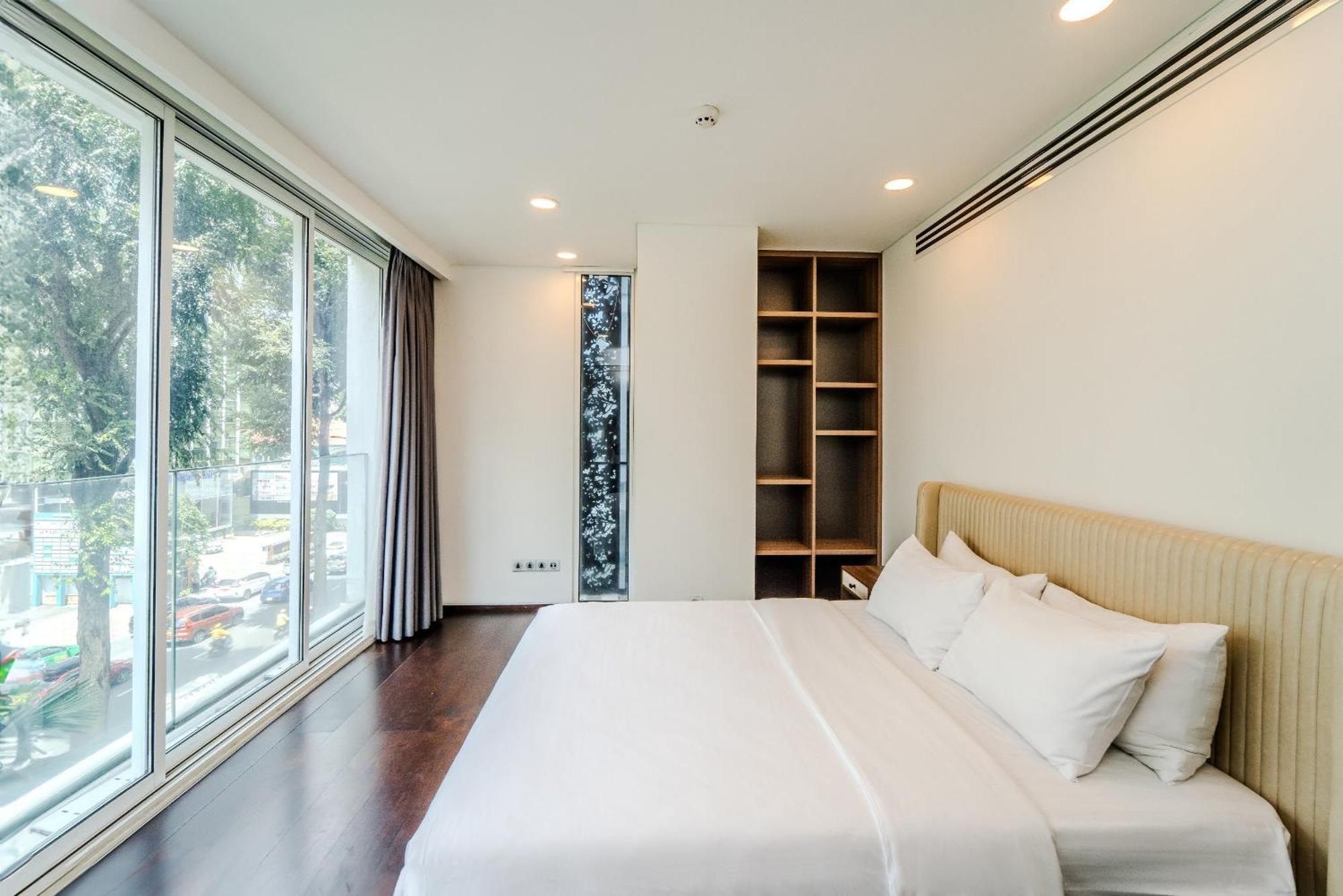 Serenity Saigon Sky Villas - Free One Way Airport Shuttle Ho-Chi-Minh-Stadt Exterior foto