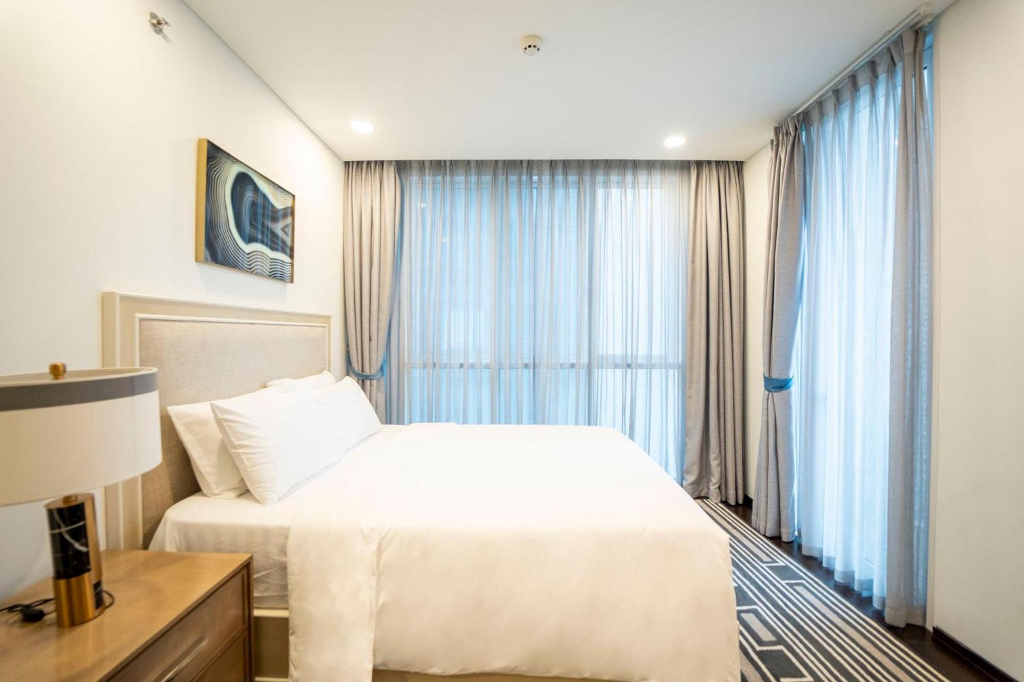 Serenity Saigon Sky Villas - Free One Way Airport Shuttle Ho-Chi-Minh-Stadt Exterior foto